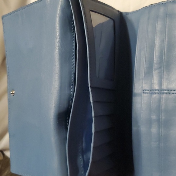 Authentic Coach Wallet* - Picture 10 of 16